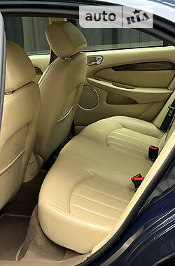 Седан Jaguar X-Type 2006 в 