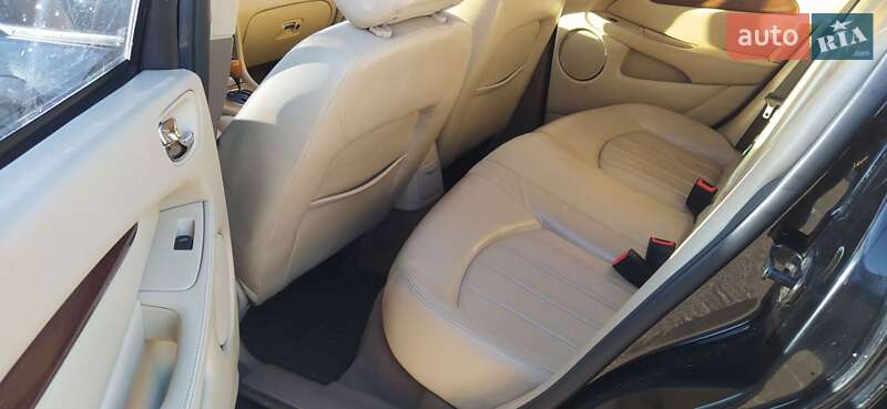 Седан Jaguar X-Type 2004 в Кам'янському
