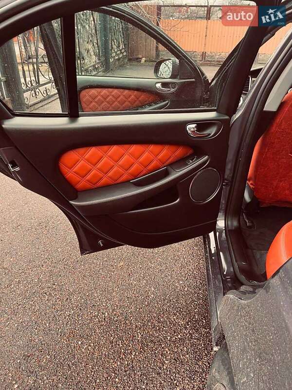 Седан Jaguar X-Type 2008 в Києві