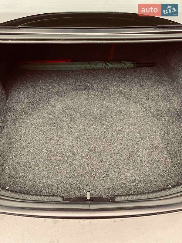 Седан Jaguar X-Type 2008 в Києві