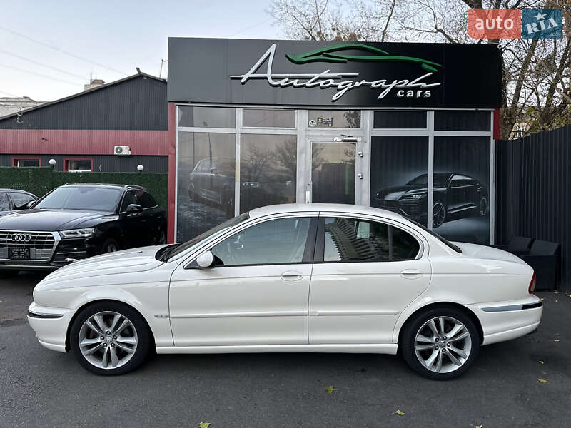 Седан Jaguar X-Type 2008 в Киеве
