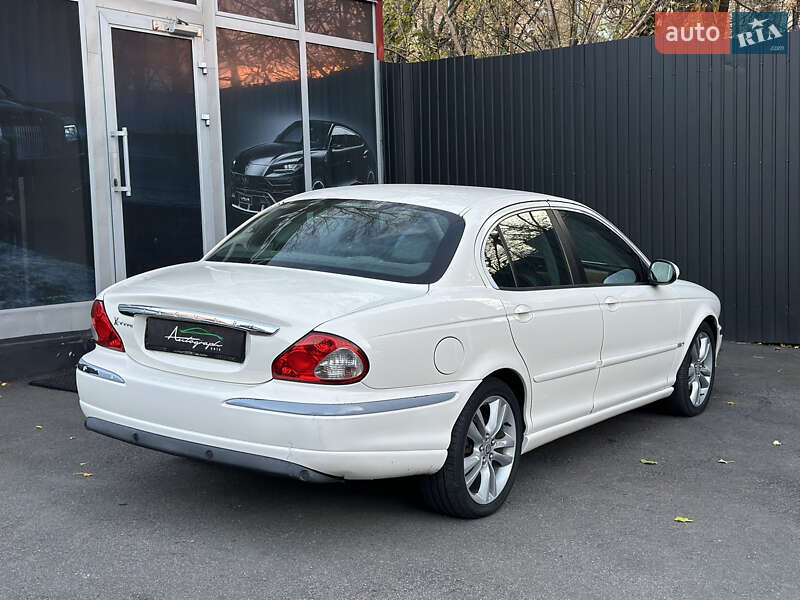 Седан Jaguar X-Type 2008 в Киеве