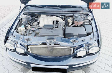 Седан Jaguar X-Type 2006 в 