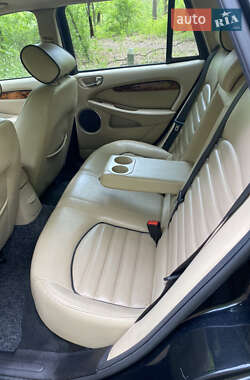 Универсал Jaguar X-Type 2009 в 