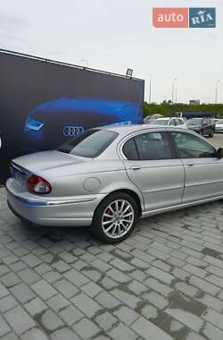 Седан Jaguar X-Type 2006 в 