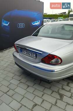 Седан Jaguar X-Type 2006 в 