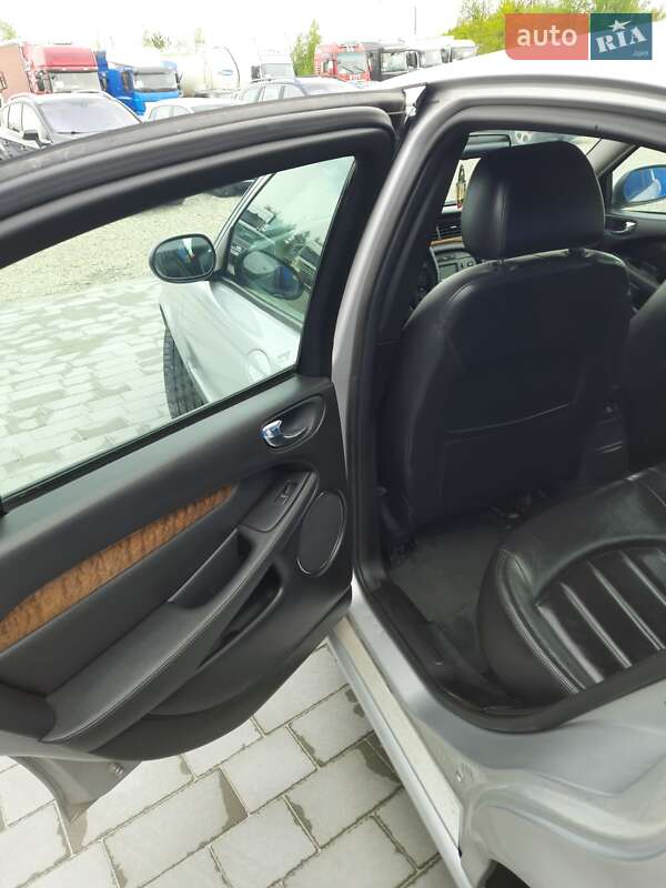 Седан Jaguar X-Type 2006 в Тернополе