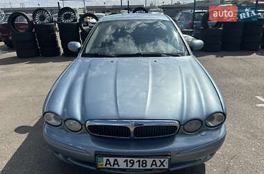 Седан Jaguar X-Type 2004 в 