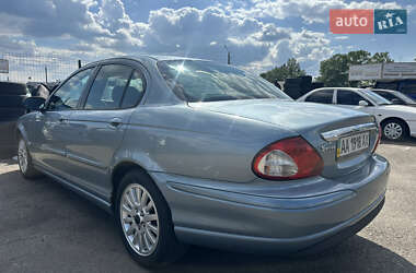 Седан Jaguar X-Type 2004 в 