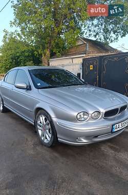Седан Jaguar X-Type 2004 в Кропивницькому