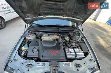 Седан Jaguar X-Type 2002 в 