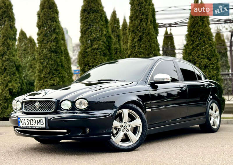 Седан Jaguar X-Type 2008 в Глевахе