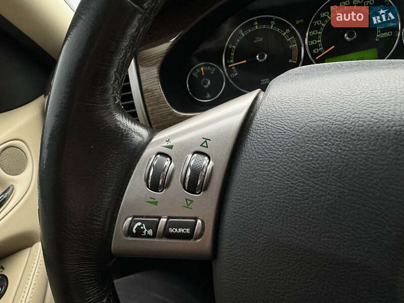Седан Jaguar X-Type 2008 в Глевахе
