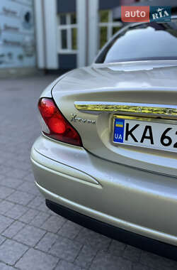 Седан Jaguar X-Type 2006 в 