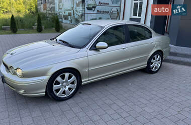 Седан Jaguar X-Type 2006 в 