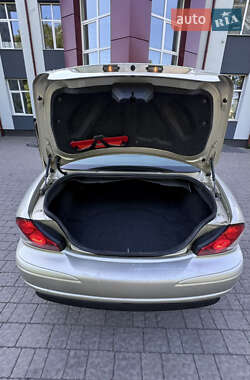 Седан Jaguar X-Type 2006 в 