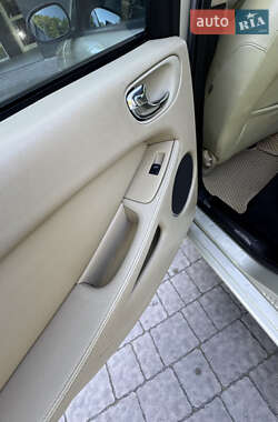 Седан Jaguar X-Type 2006 в 