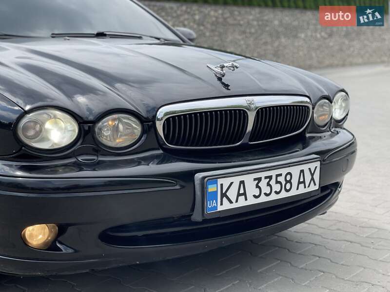 Седан Jaguar X-Type 2006 в Підволочиську