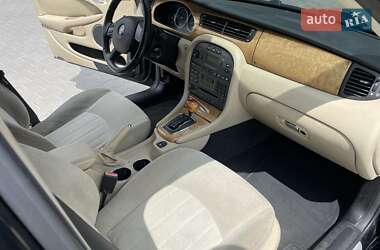 Седан Jaguar X-Type 2006 в 