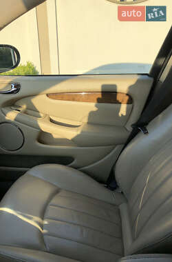 Седан Jaguar X-Type 2004 в Львові