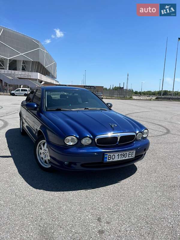 Седан Jaguar X-Type 2005 в 