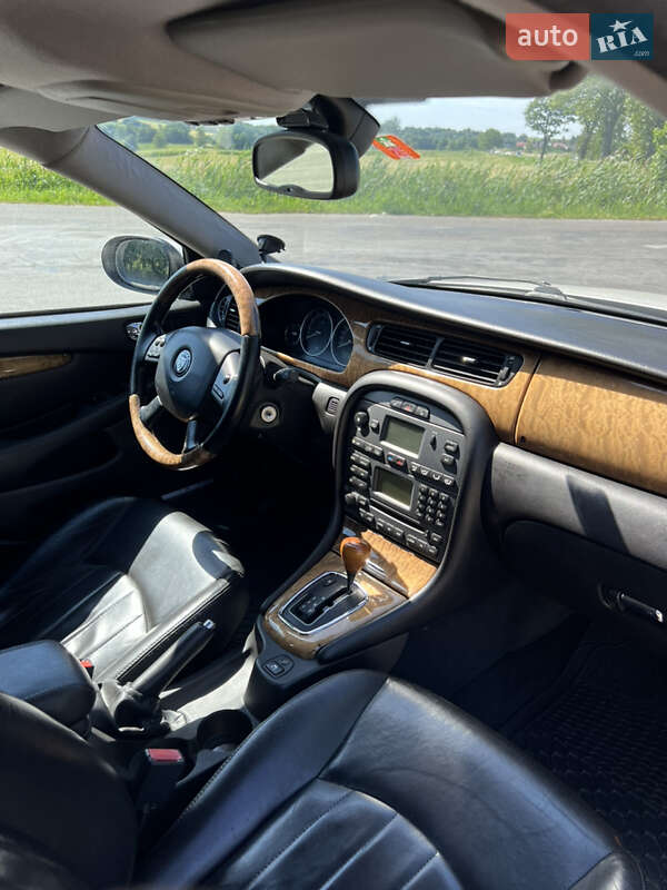 Седан Jaguar X-Type 2007 в Львові