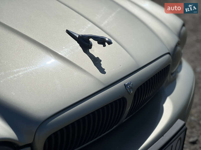 Седан Jaguar X-Type 2006 в Львові