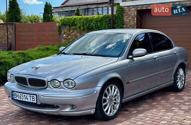 Седан Jaguar X-Type 2001 в 