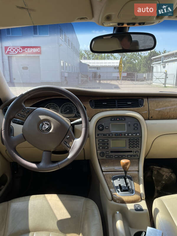 Седан Jaguar X-Type 2007 в Виннице