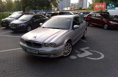 Седан Jaguar X-Type 2001 в Києві
