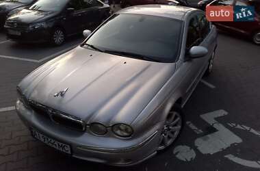 Седан Jaguar X-Type 2001 в 