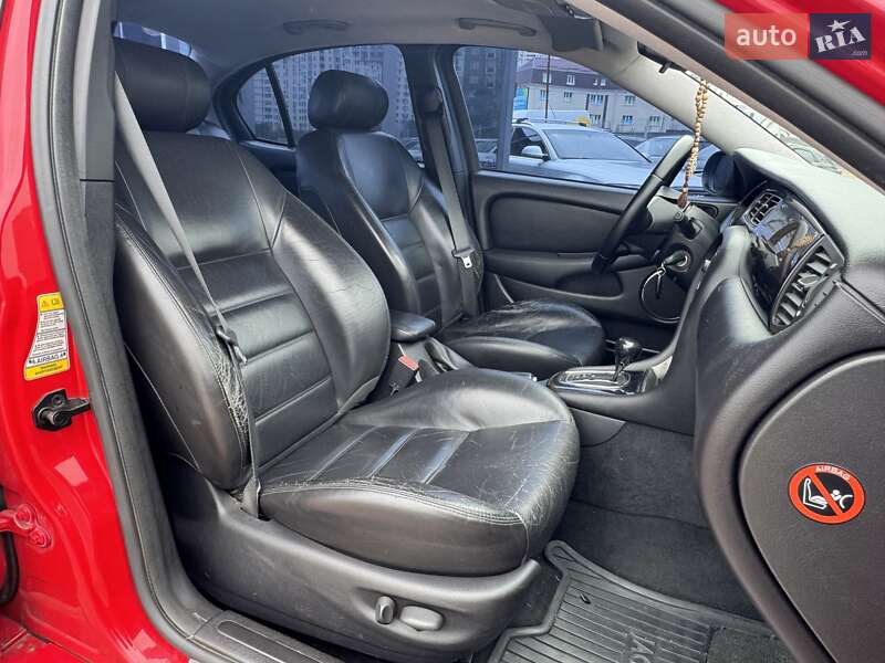 Седан Jaguar X-Type 2004 в Києві