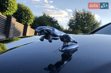 Седан Jaguar X-Type 2001 в Львові