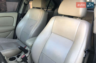 Седан Jaguar X-Type 2001 в 