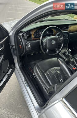 Седан Jaguar X-Type 2004 в 