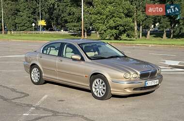 Седан Jaguar X-Type 2002 в 