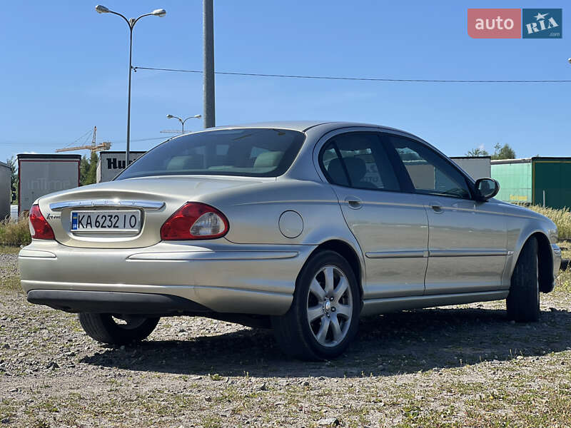 Седан Jaguar X-Type 2006 в Львове