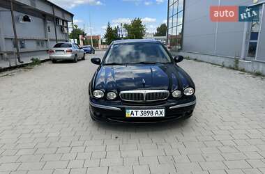 Седан Jaguar X-Type 2006 в 