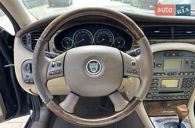 Седан Jaguar X-Type 2006 в 