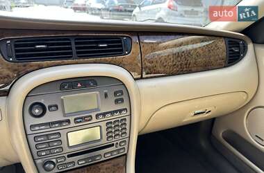 Седан Jaguar X-Type 2006 в 