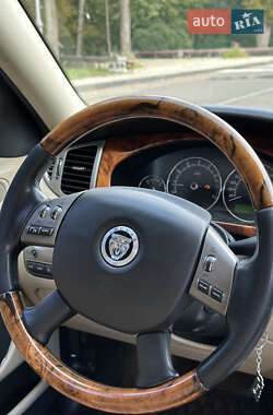 Седан Jaguar X-Type 2009 в 
