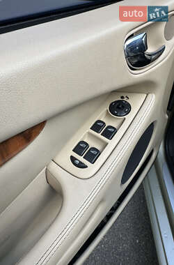Седан Jaguar X-Type 2009 в 