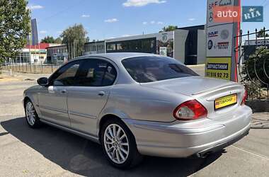 Седан Jaguar X-Type 2001 в 