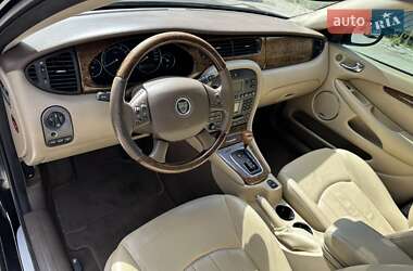 Седан Jaguar X-Type 2006 в 