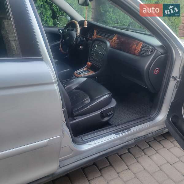 Седан Jaguar X-Type 2006 в Рівному