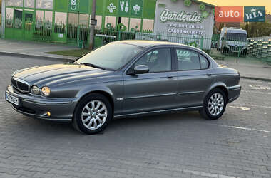 Седан Jaguar X-Type 2003 в 