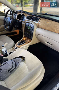 Седан Jaguar X-Type 2006 в 