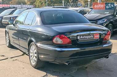 Седан Jaguar X-Type 2001 в 