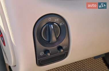 Седан Jaguar X-Type 2001 в 