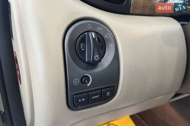 Седан Jaguar X-Type 2007 в Шептицькому